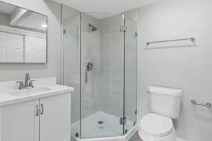 8539 Berndale St, Houston, TX 77029 - Photo 15