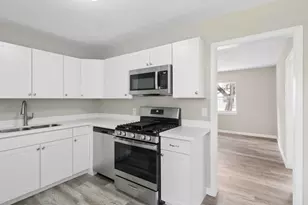 8539 Berndale St, Houston, TX 77029 - Photo 9