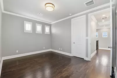 10933 Upland Park, Houston, TX 77043 - Photo 31