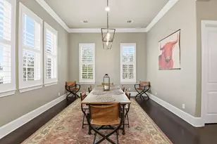 10933 Upland Park, Houston, TX 77043 - Photo 23