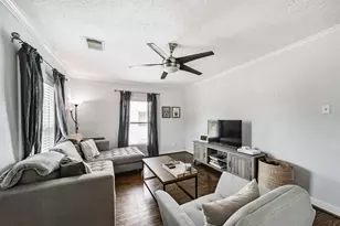 543 Studewood St, Houston, TX 77007 - Photo 33