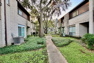 8315 Augustine Dr, Houston, TX 77036 - Photo 3