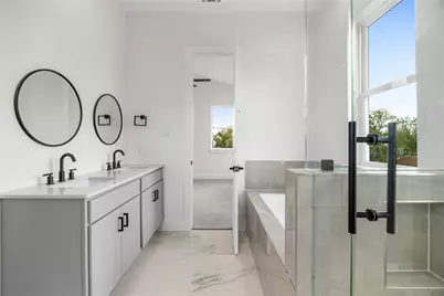 947 Green Meadow Street #B, Houston, TX 77091 - Photo 13