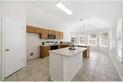 707 Laurel Grove Lane, Pearland, TX 77584 - Photo 5
