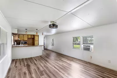 204 1/2 Kerry Road, Highlands, TX 77562 - Photo 7