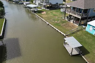 2023 County Rd 201, Sargent, TX 77414 - Photo 33