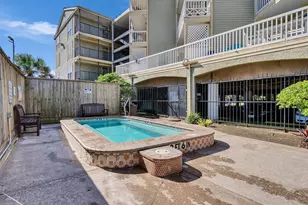 6300 Seawall Blvd, Galveston, TX 77551 - Photo 15
