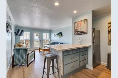 6300 Seawall Boulevard, Galveston, TX 77551 - Photo 1