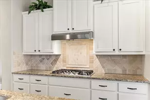 11 Willow Tree Ct, Missouri City, TX 77459 - Photo 9