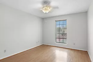 2800 Jeanetta St, Houston, TX 77063 - Photo 5
