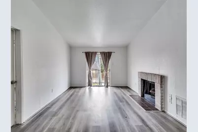 12658 Ashford Meadow Drive #D, Houston, TX 77082 - Photo 9