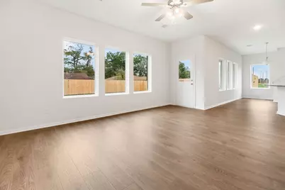 411 Magnolia Street, Richwood, TX 77531 - Photo 9