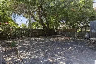 2320 Ave O 1/2, Galveston, TX 77550 - Photo 11