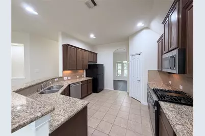 18115 Serene Shore Drive, Cypress, TX 77429 - Photo 7