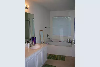 17154 Oakwood Chase Drive, Spring, TX 77379 - Photo 5
