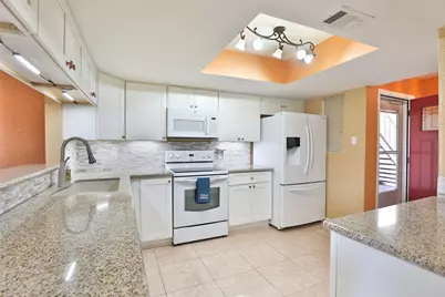 5005 Georgi Lane #84, Houston, TX 77092 - Photo 9