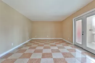 5005 Georgi Ln, Houston, TX 77092 - Photo 7