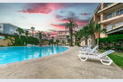 9520 Seawall Boulevard #115, Galveston, TX 77554 - Photo 11