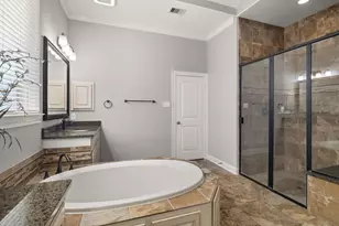 11 Canoe Bend Dr, Spring, TX 77389 - Photo 15