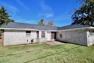 11846 S Marianne Cir, Houston, TX 77071 - Photo 23