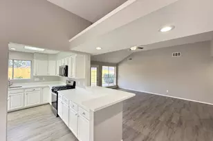 14011 Falling Elm Ln, Houston, TX 77015 - Photo 13