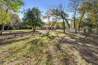 266 Planter Pointe, Hilltop Lakes, TX 77871 - Photo 5