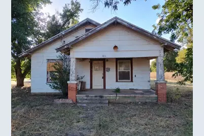 811 N 5th Avenue, Munday, TX 76371 - Photo 1