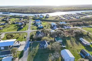 409 Lewis St, Matagorda, TX 77414 - Photo 33