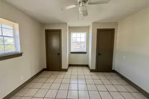 1042 W Village Ct, Pasadena, TX 77506 - Photo 23