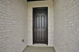 811 Evergreen Frst Ln, Rosharon, TX 77583 - Photo 3