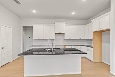 811 Evergreen Forest Lane, Rosharon, TX 77583 - Photo 13