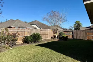 2044 Shore Breeze, Pearland, TX 77584 - Photo 17