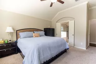 8992 S Comanche Cir, Willis, TX 77378 - Photo 11