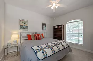 13819 Threadall Park Dr, Houston, TX 77077 - Photo 17