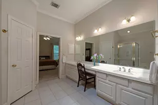 13819 Threadall Park Dr, Houston, TX 77077 - Photo 11