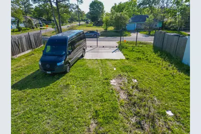 3222 Jarvis Street, Houston, TX 77063 - Photo 17
