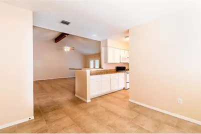 2527 Colonial Ridge Drive, Friendswood, TX 77546 - Photo 9