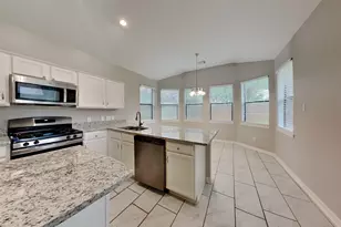 2015 Creston Dr, Spring, TX 77386 - Photo 5