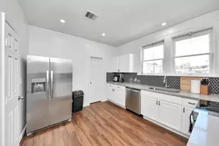 2002 Rosewood St, Houston, TX 77004 - Photo 9