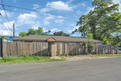 7401 Helmers Street, Houston, TX 77022 - Photo 31