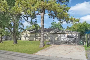 7401 Helmers St, Houston, TX 77022 - Photo 1