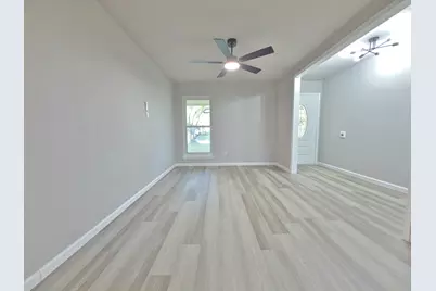 1618 Live Oak Hollow Street, Pearland, TX 77581 - Photo 9