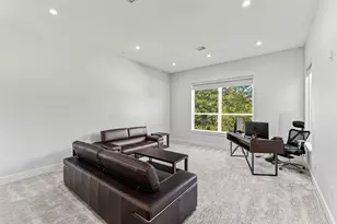 14002 Woodthorpe Ln, Houston, TX 77079 - Photo 29