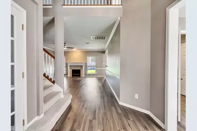 13611 Country Green Court, Houston, TX 77059 - Photo 7