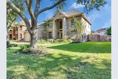 13611 Country Green Court, Houston, TX 77059 - Photo 5