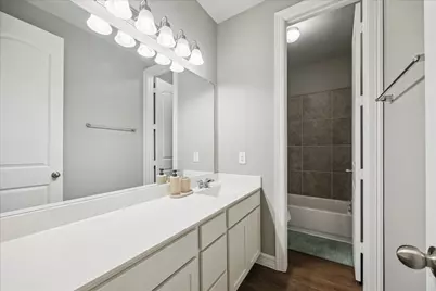 1502 Upland Glen Way, Houston, TX 77043 - Photo 19