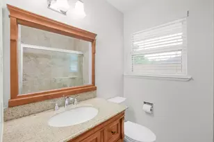 1710 Willowby Dr, Houston, TX 77008 - Photo 17