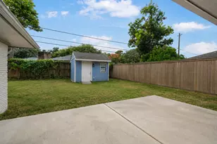 1710 Willowby Dr, Houston, TX 77008 - Photo 9