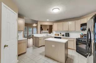 16830 Ship Anchor Dr, Friendswood, TX 77546 - Photo 9