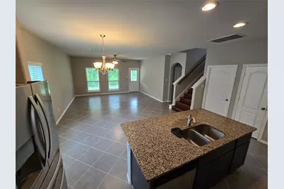 2027 Brookmont Drive, Conroe, TX 77301 - Photo 7